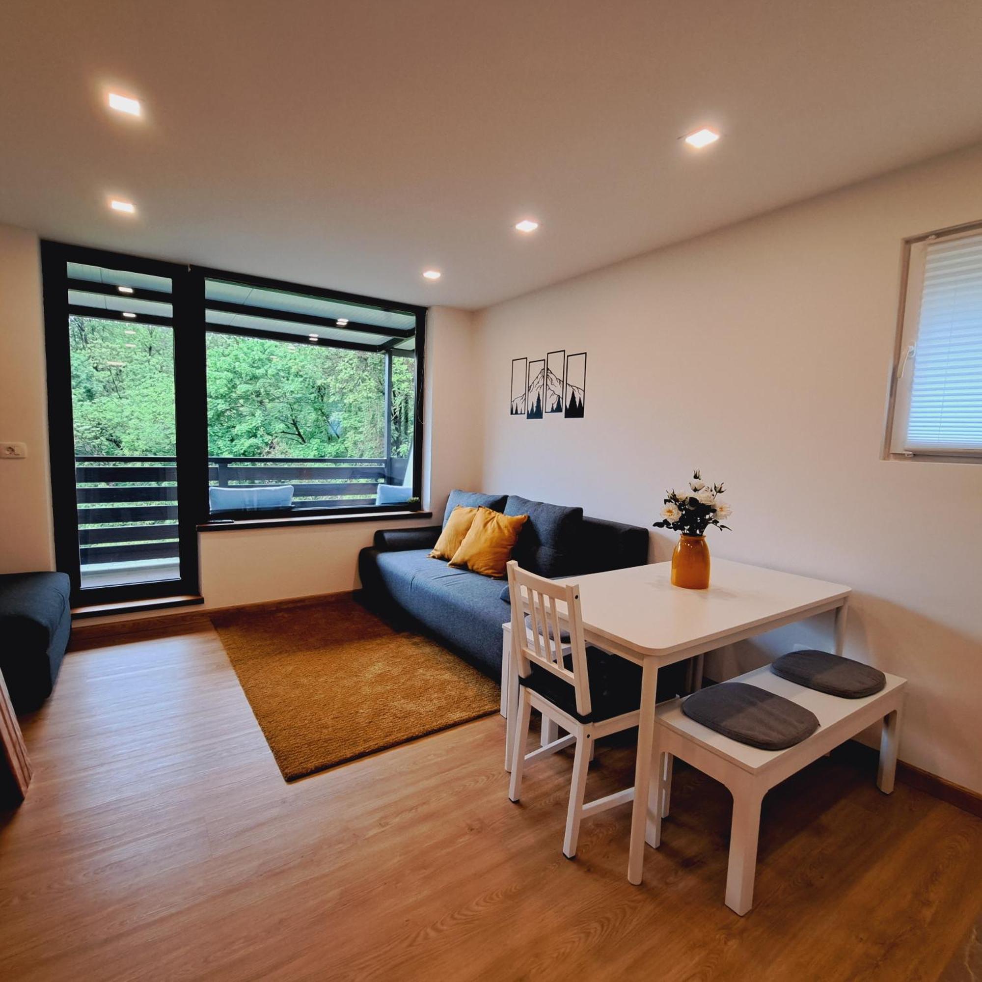 Bovecenter Apartments Kaninska Vas Kültér fotó